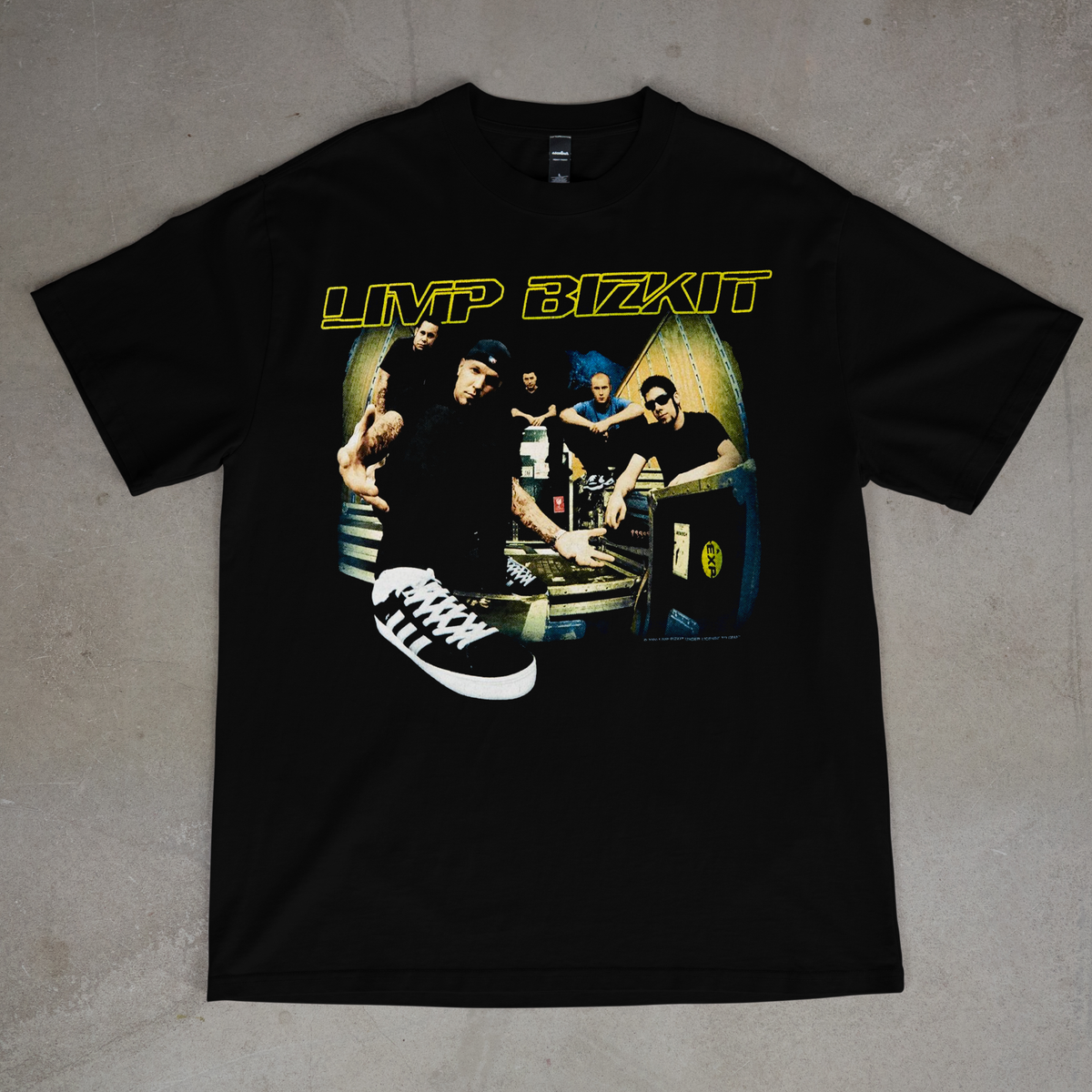 Limp Bizkit vintage-style nu metal graphic T-shirt